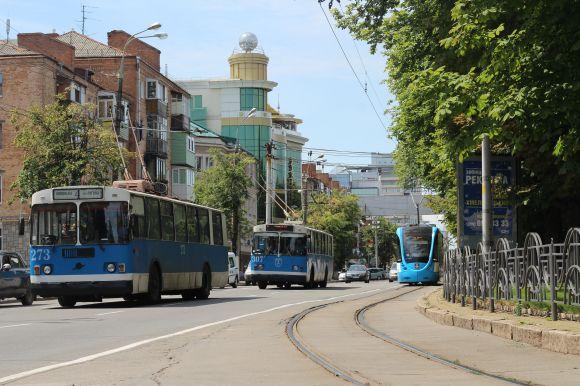 Новини Вінниці - фото з Чому ціна на проїзд в транспорті постійно зростає, а комфорт — ні Чому ціна на проїзд в транспорті постійно зростає, а комфорт — ні, фото №2 на сайті 20minut.ua