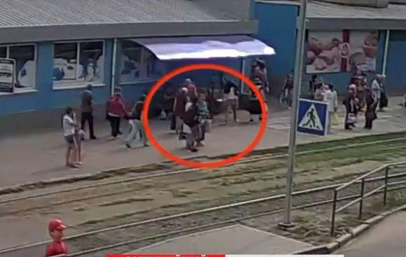 Новини Вінниці - фото з Знайшли Фатіму і зупинили самогубцю на мосту: що ще зафіксували відеокамери? Знайшли Фатіму і зупинили самогубцю на мосту: що ще зафіксували відеокамери?, фото №1 на сайті 20minut.ua