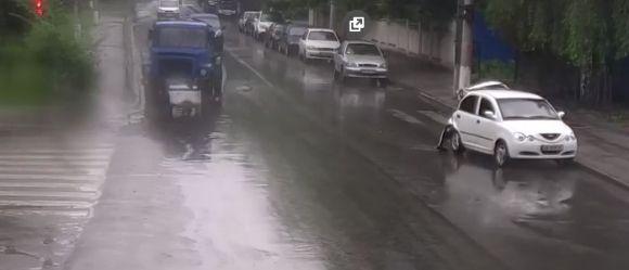 Новини Вінниці - фото з Знайшли Фатіму і зупинили самогубцю на мосту: що ще зафіксували відеокамери? Знайшли Фатіму і зупинили самогубцю на мосту: що ще зафіксували відеокамери?, фото №3 на сайті 20minut.ua