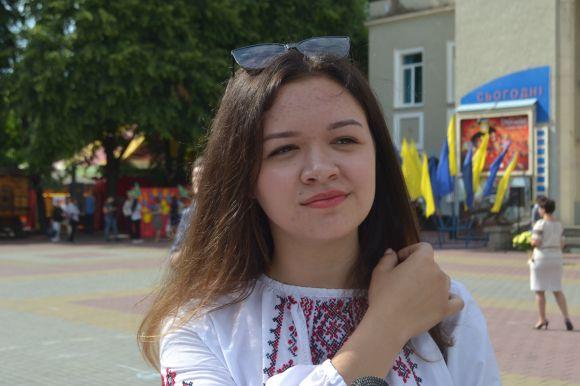 Хмельницькі медалісти жаліються на недоспані ночі і мріють навчатись у столиці, фото №1 на сайті vsim.ua