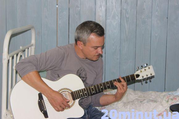 Новини Тернополя - фото з Зустріч друзів: українські зірки знімають кліп у Тернополі Зустріч друзів: українські зірки знімають кліп у Тернополі, фото №3 на сайті 20minut.ua