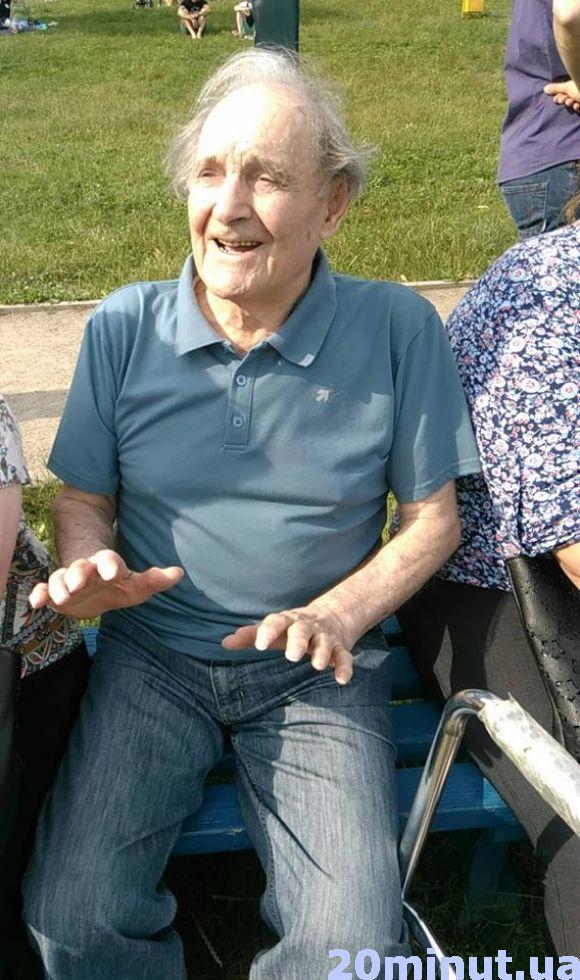 Гриль з «Запорожця», лототрон з подорожжю до Європи: фоторепортаж з пікніка RIA, фото №14 на сайті 20minut.ua