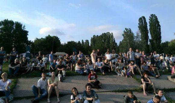 Гриль з «Запорожця», лототрон з подорожжю до Європи: фоторепортаж з пікніка RIA, фото №24 на сайті 20minut.ua