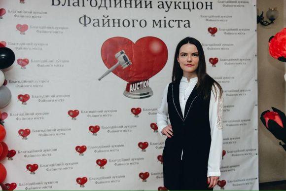 ЗНО на 200 балів. Катерина Симко найкраще в області склала тестування з української мови і літератури, фото №3 на сайті 20minut.ua