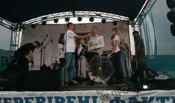 Новини Вінниці - фото з Поїде в Європу і радить: «Виписуйте RIA, читайте цікаві новини та вигравайте!» Поїде в Європу і радить: «Виписуйте RIA, читайте цікаві новини та вигравайте!», фото №2 на сайті 20minut.ua