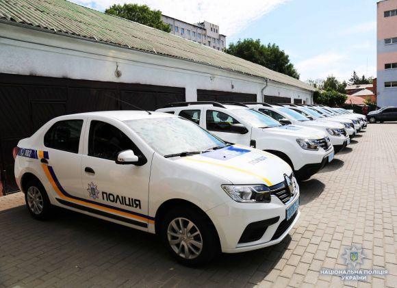 За 4, 5 мільйона гривень поліції області придбали дев'ять нових авто, фото №2 на сайті 20minut.ua
