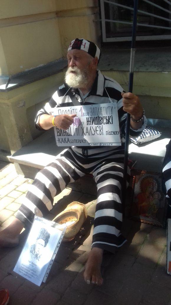 Новини Козятина - фото з Знайомство з вінницьким Тарасом Бульбою Знайомство з вінницьким Тарасом Бульбою, фото №2 на сайті 20minut.ua