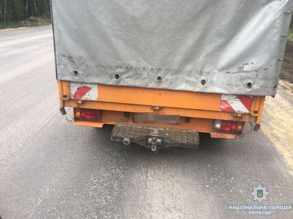 На Житомирщині поліцейські  вилучили понад 2 тонни бурштину, фото №2 на сайті 20minut.ua