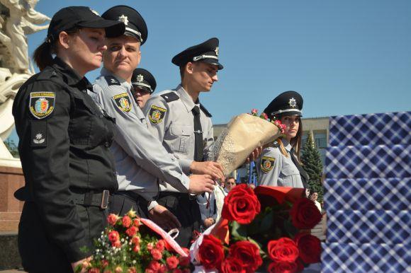 Річницю створення Нацполіції у Хмельницькому відсвяткували з новими автівками, фото №8 на сайті vsim.ua