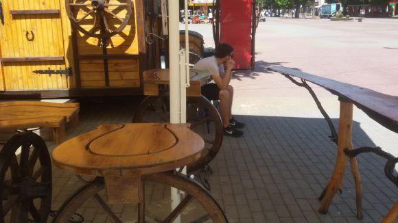 Смерть від удару струмом в центрі Хмельницького: що відомо про обставини трагедії, фото №2 на сайті vsim.ua