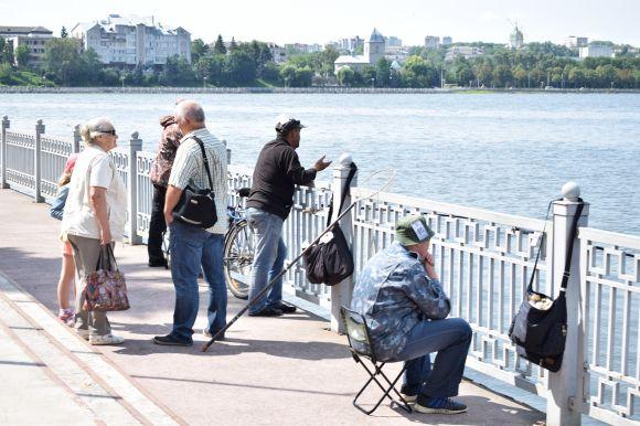 Новини Тернополя - фото з Переможець "Рибальських посиденьок" зловив майже два кілограми риби Переможець "Рибальських посиденьок" зловив майже два кілограми риби, фото №1 на сайті 20minut.ua