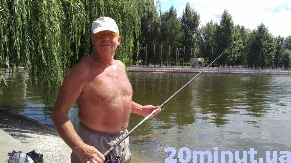 Новини Тернополя - фото з "Капелюх рятує від спеки". Чому  тернополяни носять головні убори "Капелюх рятує від спеки". Чому  тернополяни носять головні убори, фото №4 на сайті 20minut.ua