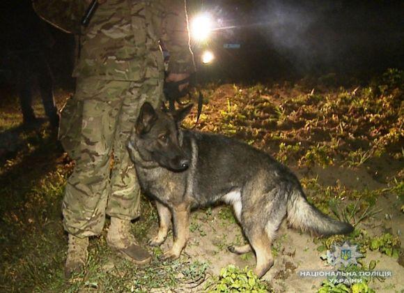 Новини Вінниці - фото з У Флорино чоловік кинув гранату в поліцейського. Потерпілий у лікарні У Флорино чоловік кинув гранату в поліцейського. Потерпілий у лікарні, фото №4 на сайті 20minut.ua