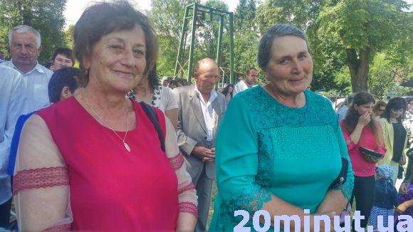 Новини Тернополя - фото з Проща у Краснопущі зібрала сотні вірян