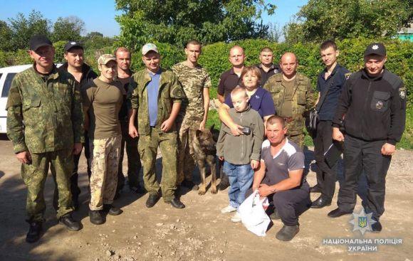 Новини Вінниці - фото з Проїхав 15 кілометрів на велосипеді. На Вінниччині цілу ніч шукали 10-річного хлопчика Проїхав 15 кілометрів на велосипеді. На Вінниччині цілу ніч шукали 10-річного хлопчика, фото №2 на сайті 20minut.ua