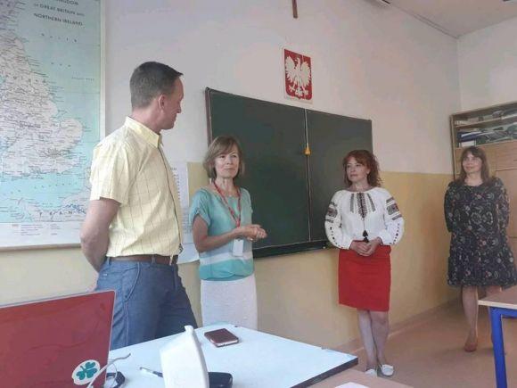 Новини Вінниці - фото з Учні сільської школи відвідали Варшаву: уперше виграли фінансування на польсько-український проект Учні сільської школи відвідали Варшаву: уперше виграли фінансування на польсько-український проект, фото №2 на сайті 20minut.ua