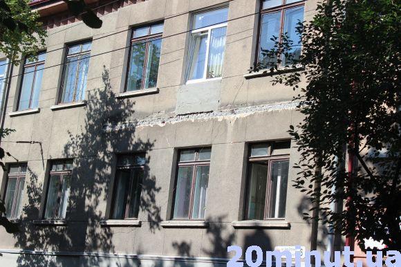 Обережно, аварійні балкони! Топ-10 місць в Тернополі, де не варто ходити ображеним, фото №13 на сайті 20minut.ua