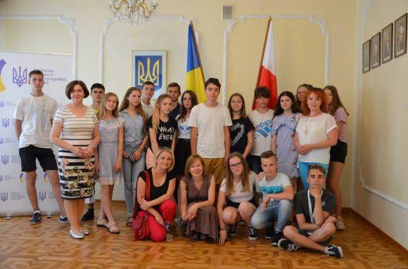 Новини Вінниці - фото з Учні сільської школи відвідали Варшаву: уперше виграли фінансування на польсько-український проект Учні сільської школи відвідали Варшаву: уперше виграли фінансування на польсько-український проект, фото №12 на сайті 20minut.ua