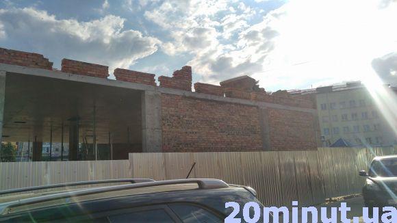 Новини Тернополя - фото з Фото дня: як росте тернопільський McDonalds Фото дня: як росте тернопільський McDonalds, фото №2 на сайті 20minut.ua