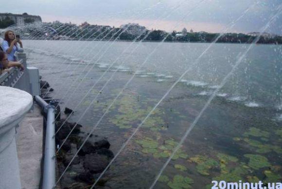 Новини Тернополя - фото з Аераційний фонтан на Ставі тепер буде подвійним Аераційний фонтан на Ставі тепер буде подвійним, фото №3 на сайті 20minut.ua