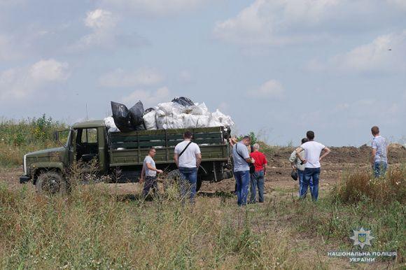 Новини Хмельницького - фото з У Хмельницькому спалили наркотики вартістю понад 2,5 мільйони гривень У Хмельницькому спалили наркотики вартістю понад 2,5 мільйони гривень, фото №2 на сайті vsim.ua
