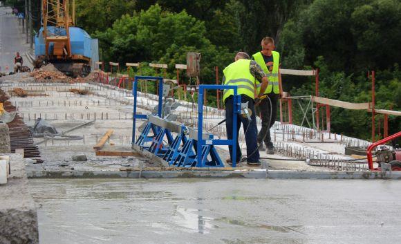 Наступної суботи Київський міст знову закриють. А що там роблять?, фото №2 на сайті 20minut.ua