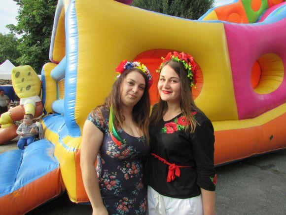 Центральна площа у неділю зібрала мешканців на забаву, фото №15 на сайті 20minut.ua