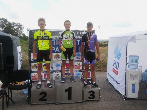 Новини Хмельницького - фото з Хмельницькі велосипедисти вибороли одразу чотири медалі на чемпіонаті України Хмельницькі велосипедисти вибороли одразу чотири медалі на чемпіонаті України, фото №2 на сайті vsim.ua