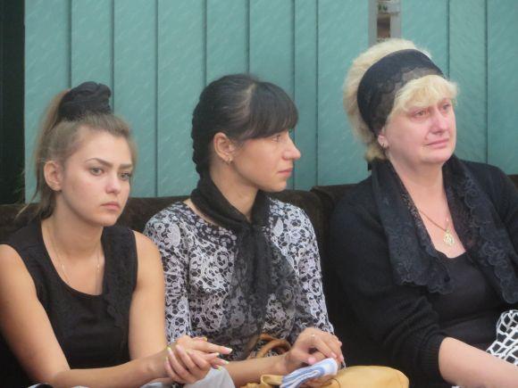 Новини Хмельницького - фото з "Він пройшов все до кінця": у Хмельницькому попрощалися із загиблим на Сході Іваном Мельником "Він пройшов все до кінця": у Хмельницькому попрощалися із загиблим на Сході Іваном Мельником, фото №4 на сайті vsim.ua