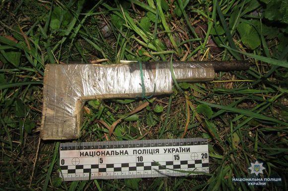 Новини Хмельницького - фото з На Хмельниччині чоловік застрелив жінку, а тоді потрапив з нею у ДТП На Хмельниччині чоловік застрелив жінку, а тоді потрапив з нею у ДТП, фото №1 на сайті vsim.ua