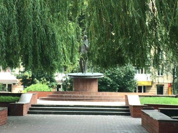 Наче старовинне проскурівське фото початку ХХ століття. Про новий мурал та історію будинку, фото №4 на сайті vsim.ua