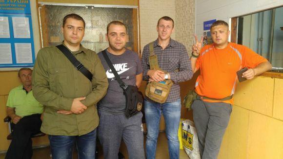 Новини Тернополя - фото з Для постраждалих від вибуху тата і сина вже зібрали понад 35 тис. грн. Для постраждалих від вибуху тата і сина вже зібрали понад 35 тис. грн., фото №1 на сайті 20minut.ua