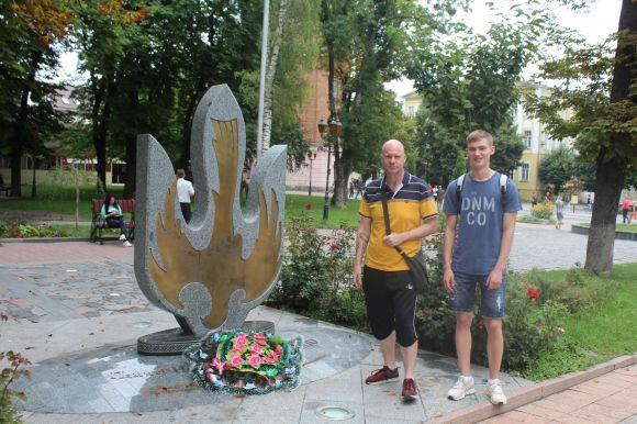 Новини Вінниці - фото з Чому нащадок вікінгів плакав у Хмільнику? Норвежця номінують на конкурс «Людина року Вінниччини» Чому нащадок вікінгів плакав у Хмільнику? Норвежця номінують на конкурс «Людина року Вінниччини», фото №10 на сайті 20minut.ua
