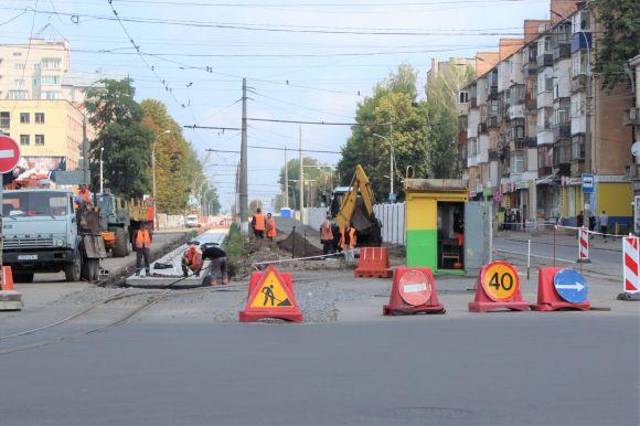 Новини Вінниці - фото з Оновлення Замостянської: спочатку колії, а потім усе інше Оновлення Замостянської: спочатку колії, а потім усе інше, фото №1 на сайті 20minut.ua