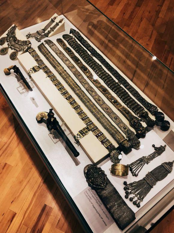 Экспонаты музея Аджарии в Батуми