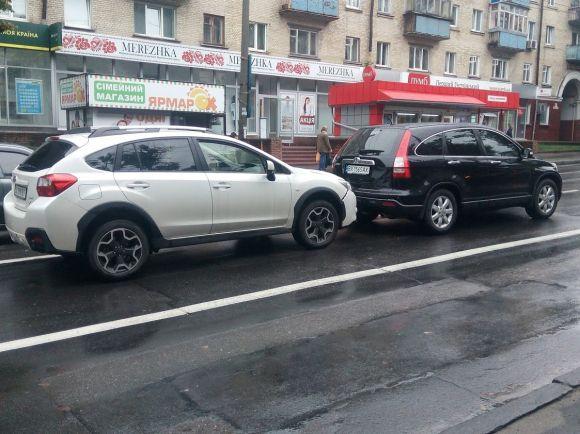 Новини Хмельницького - фото з Біля філармонії зіткнулися "Honda" і "Subaru" Біля філармонії зіткнулися "Honda" і "Subaru", фото №3 на сайті vsim.ua