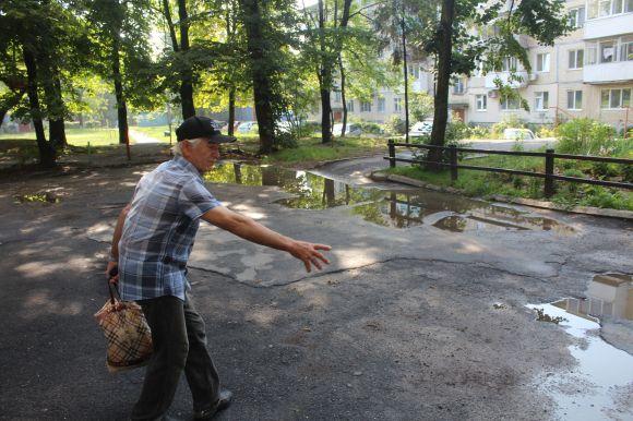 Новини Вінниці - фото з Поряд оазис, а в нас болото: проблема жителів на Космонавтів Поряд оазис, а в нас болото: проблема жителів на Космонавтів, фото №6 на сайті 20minut.ua