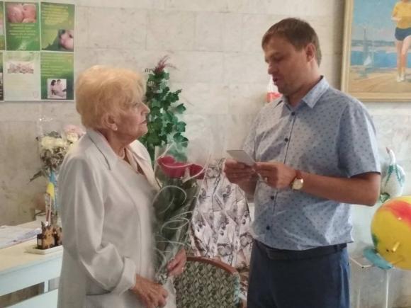 Новини Житомира - фото з Лікарка з Малина відзначила 96-й день народження Світлина від Малинська міська рада.