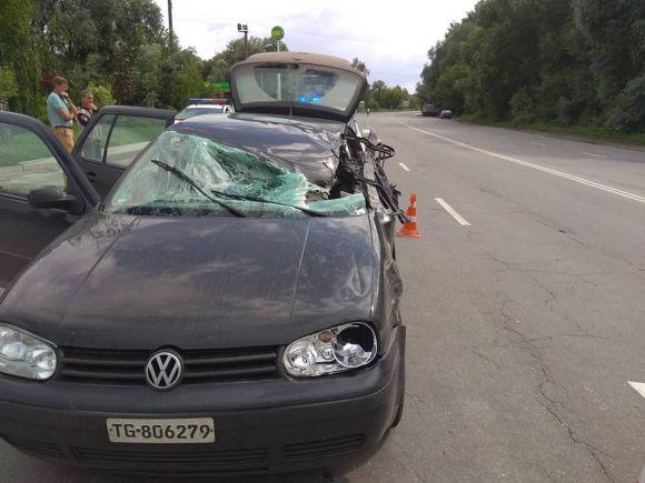 На в'їзді у Хмельницький зіткнувся легковик та вантажівка: є постраждалі, фото №3 на сайті vsim.ua