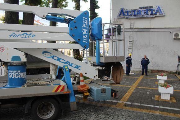 Новини Вінниці - фото з Реклама «вирви-око» зникне з Соборної до Дня міста Реклама «вирви-око» зникне з Соборної до Дня міста, фото №2 на сайті 20minut.ua
