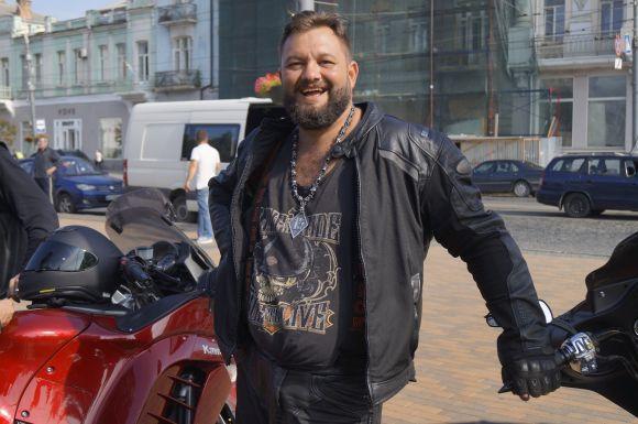 Новини Вінниці - фото з Шкіра, мотоцикли та «Арія»: Як через Вінницю проїхав «мотопробіг єдності» Шкіра, мотоцикли та «Арія»: Як через Вінницю проїхав «мотопробіг єдності», фото №4 на сайті 20minut.ua