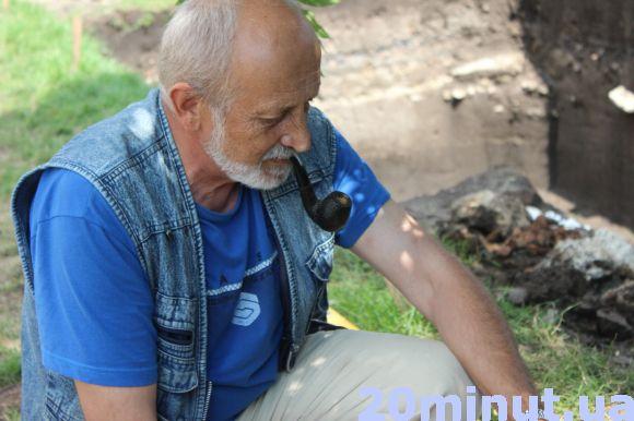 Новини Тернополя - фото з Завдяки знахідкам на розкопках археологи зможуть відтворити вигляд призамкової площі у Тернополі Завдяки знахідкам на розкопках археологи зможуть відтворити вигляд призамкової площі у Тернополі, фото №3 на сайті 20minut.ua