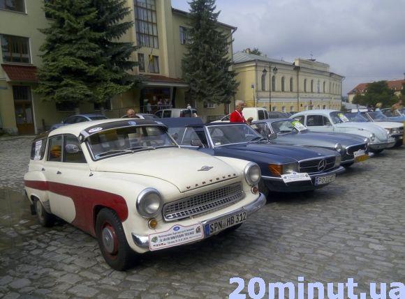 У Кам’янці відбулася виставка ретро-автомобілів (ФОТО), фото №4 на сайті 20minut.ua