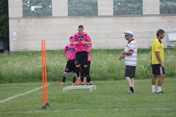 Новини Хмельницького - фото з Новий футбольний проект СК «Хмельницький»: команда готується до старту в чемпіонаті України Новий футбольний проект СК «Хмельницький»: команда готується до старту в чемпіонаті України, фото №3 на сайті vsim.ua