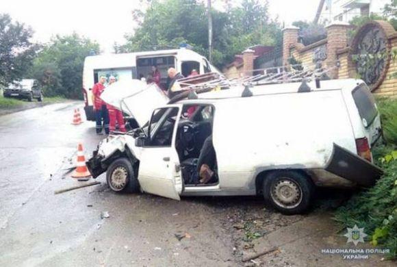 Новини Хмельницького - фото з Аварія з п’яним і 8 травмованих: хроніка ДТП у Хмельницькому Аварія з п’яним і 8 травмованих: хроніка ДТП у Хмельницькому, фото №1 на сайті vsim.ua