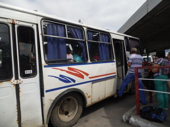 Чи безпечно їздити? Водії винуватять в аварійності нелегалів, а пасажирам байдуже, фото №1 на сайті 20minut.ua