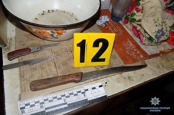 На Кременеччині на подвір'ї знайшли мертву людину, фото №2 на сайті 20minut.ua