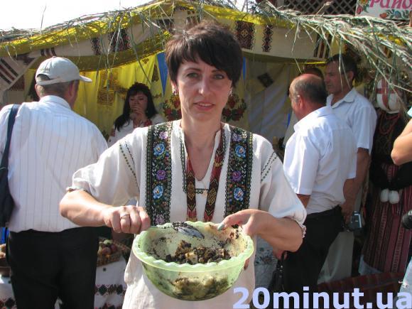 Новини Тернополя - фото з Як приготувати дзядки та лежні, розповіли на лемківській ватрі Як приготувати дзядки та лежні, розповіли на лемківській ватрі, фото №2 на сайті 20minut.ua