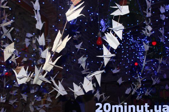Тернополянка зробила 1000 паперових журавликів у пам'ять про дівчинку з Хіросіми, фото №1 на сайті 20minut.ua
