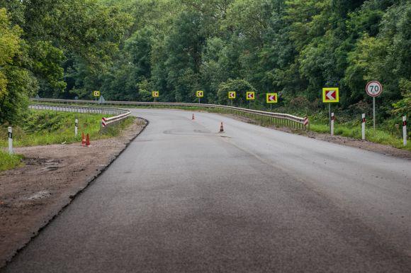 Новини Тернополя - фото з У трасу Львів-Тернопіль за два роки "закатали" 387 мільйонів У трасу Львів-Тернопіль за два роки "закатали" 387 мільйонів, фото №2 на сайті 20minut.ua